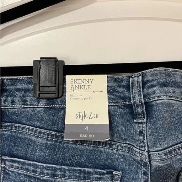 Style & Co New Ankle Skinny Jeans - Picture 3 of 4